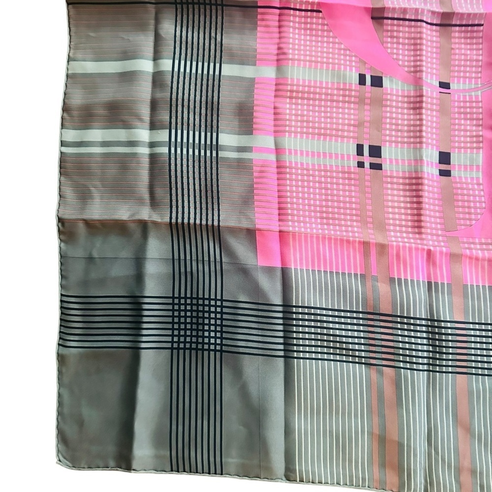 Christian Dior Classic Pink Gray CD Logo Plaid Vintage 30” Silk Square Scarf - Picture 7 of 10